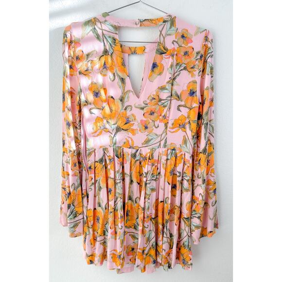 Free People Tegan Floral Cutout V-Neck Pleated Long Sleeve Mini Dress. - Picture 4 of 6